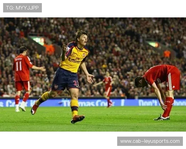 退役巨星的“新使命”：从球场到公益的完美转型，退役巨星足球比赛